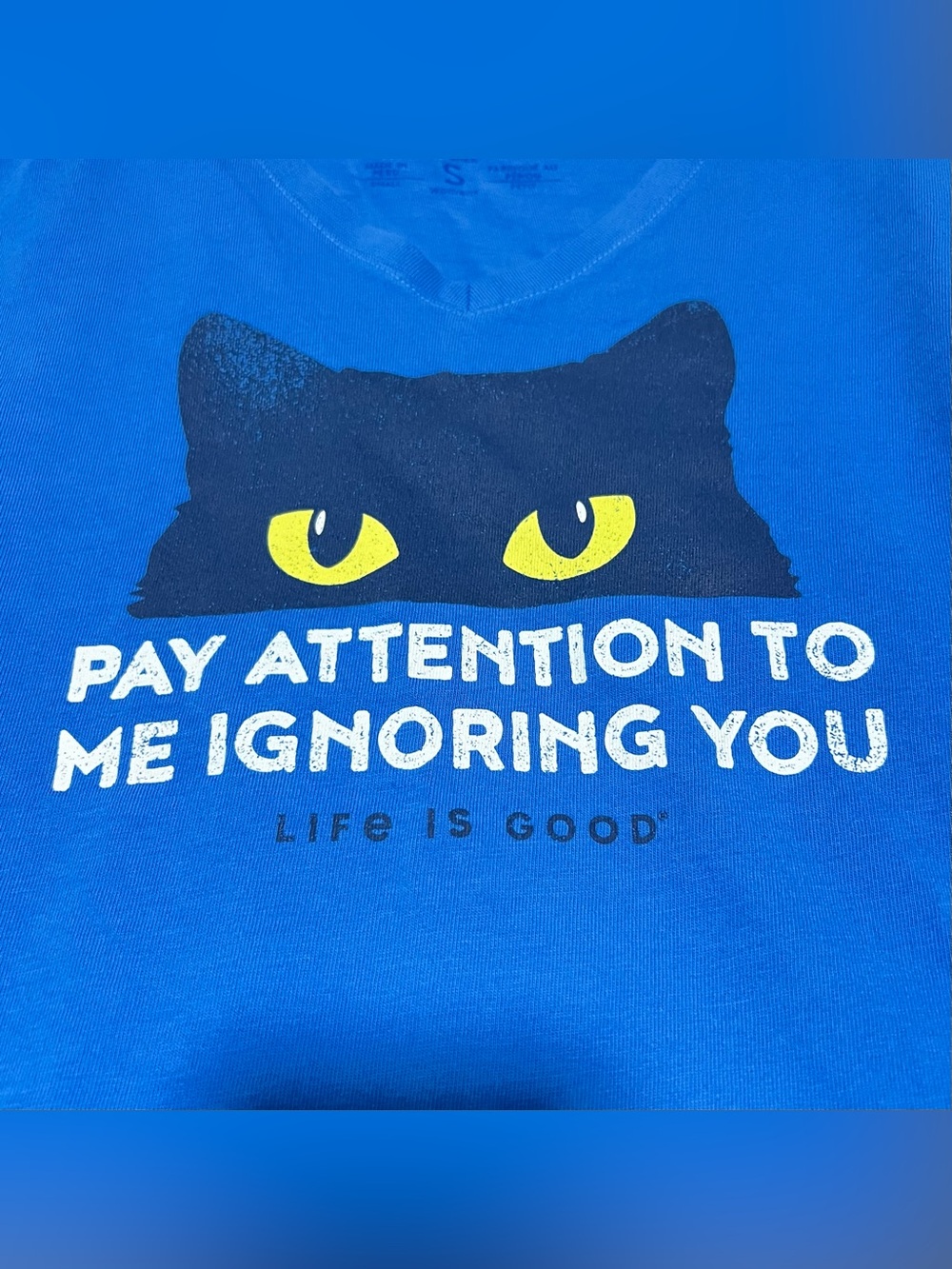 Life Is Good Women's Pay Attention Cat Eyes Short Sleeve Crusher Blue Tee-Sz Sm
